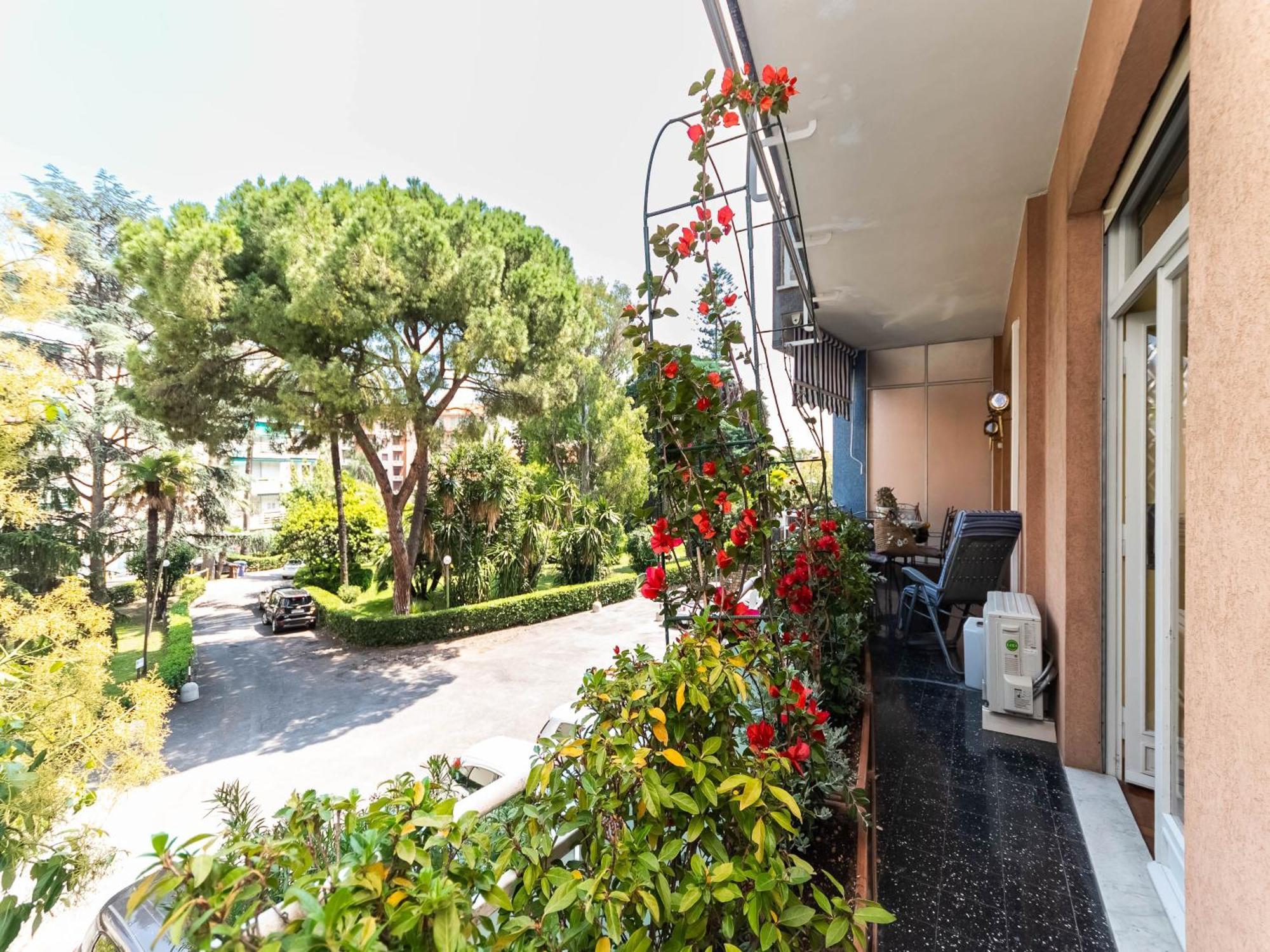 100mq Deluxe - Walk To - Private Parking * Sanremo