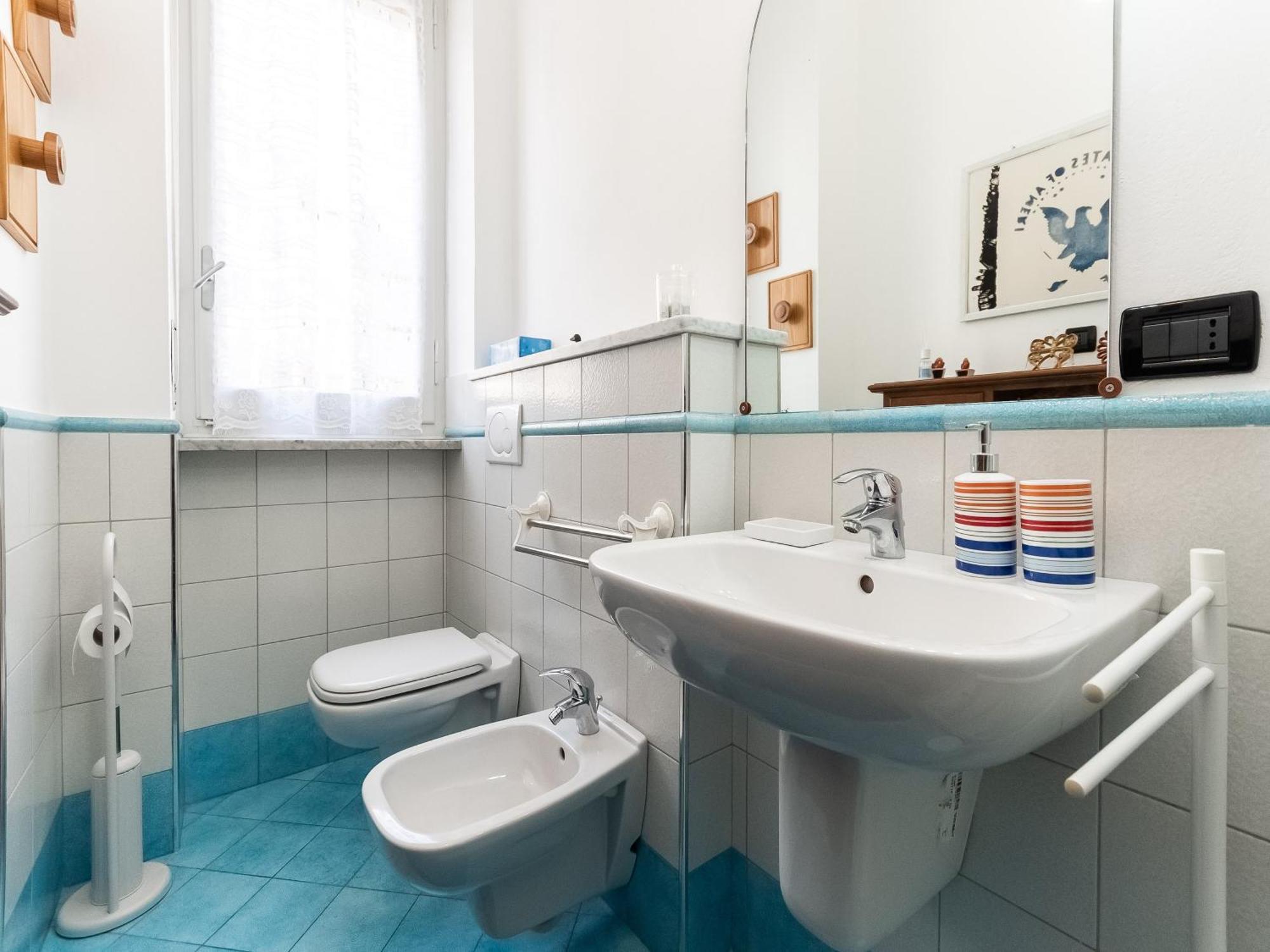100mq Deluxe - Walk To - Private Parking * Sanremo