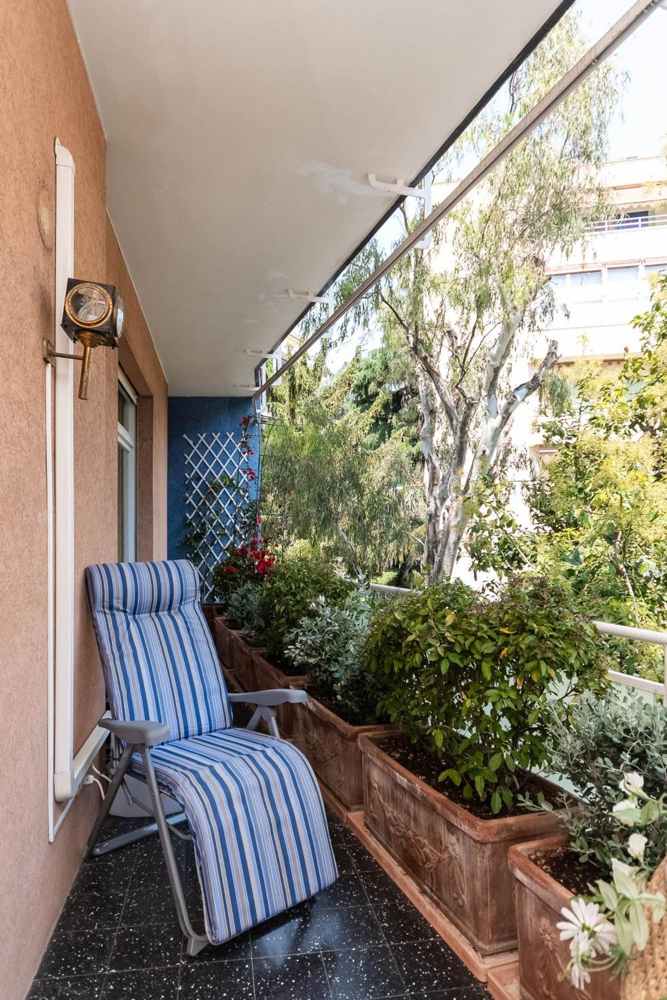 Apartment 100mq Deluxe - Walk To - Private Parking