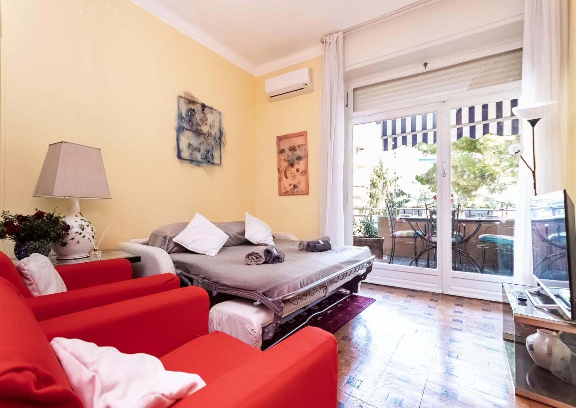 100mq Deluxe - Walk To - Private Parking Sanremo